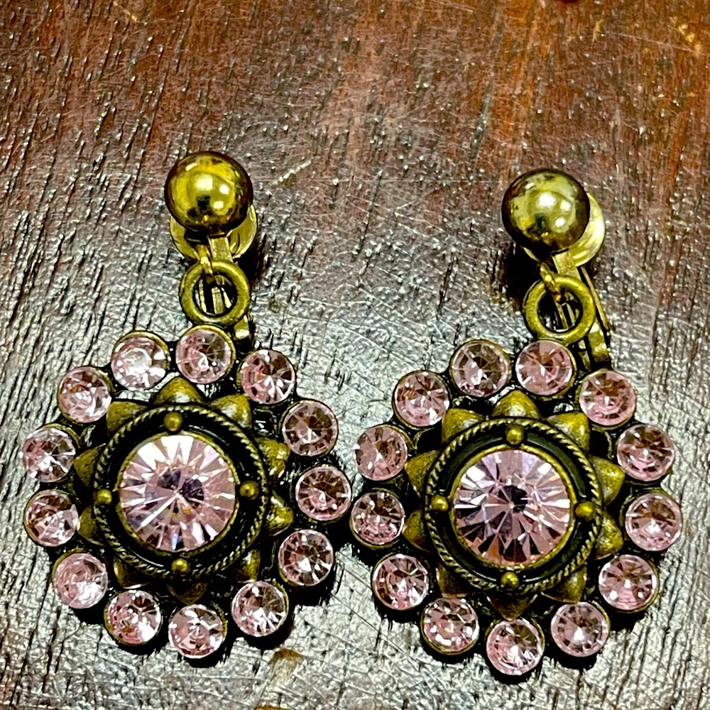 Vintage pink stone drop no-pierced Earrings